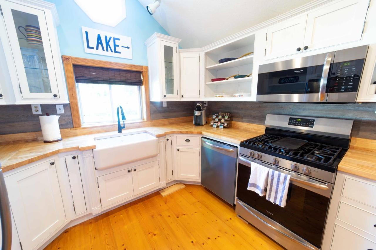 The Charming Glenn Cottage! Walk To Lake Michigan! Fennville Exterior photo