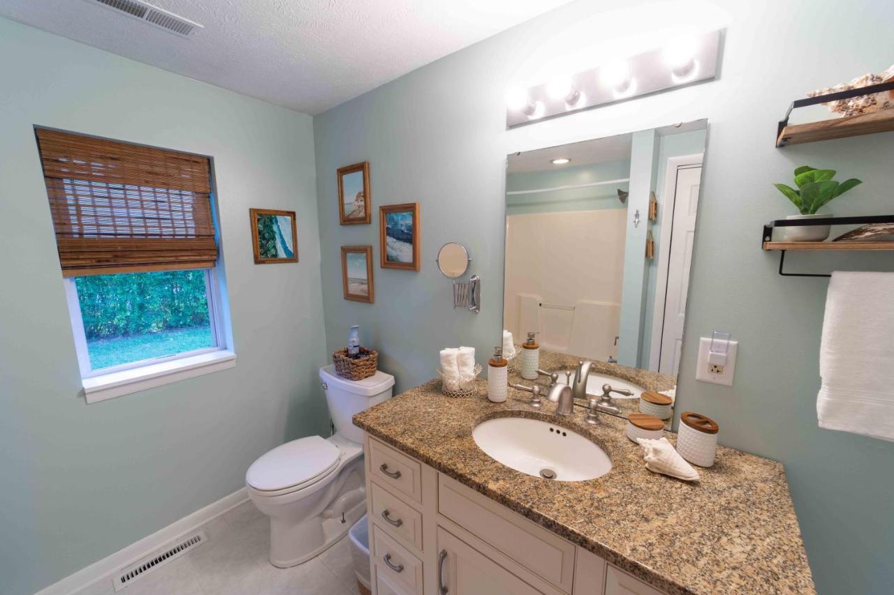 The Charming Glenn Cottage! Walk To Lake Michigan! Fennville Exterior photo
