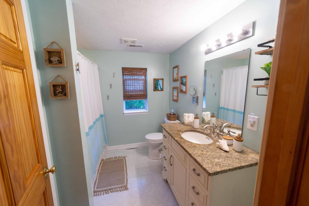 The Charming Glenn Cottage! Walk To Lake Michigan! Fennville Exterior photo