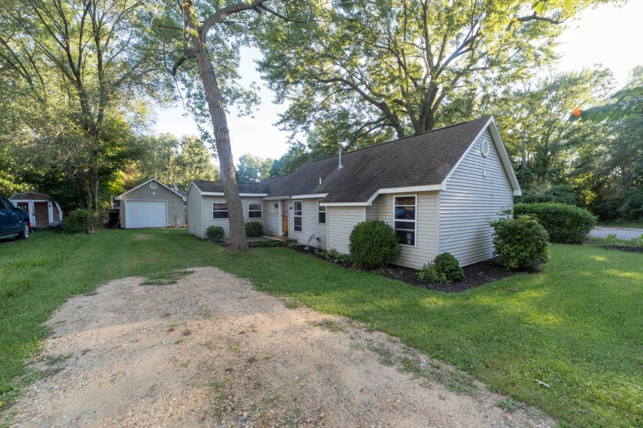 The Charming Glenn Cottage! Walk To Lake Michigan! Fennville Exterior photo